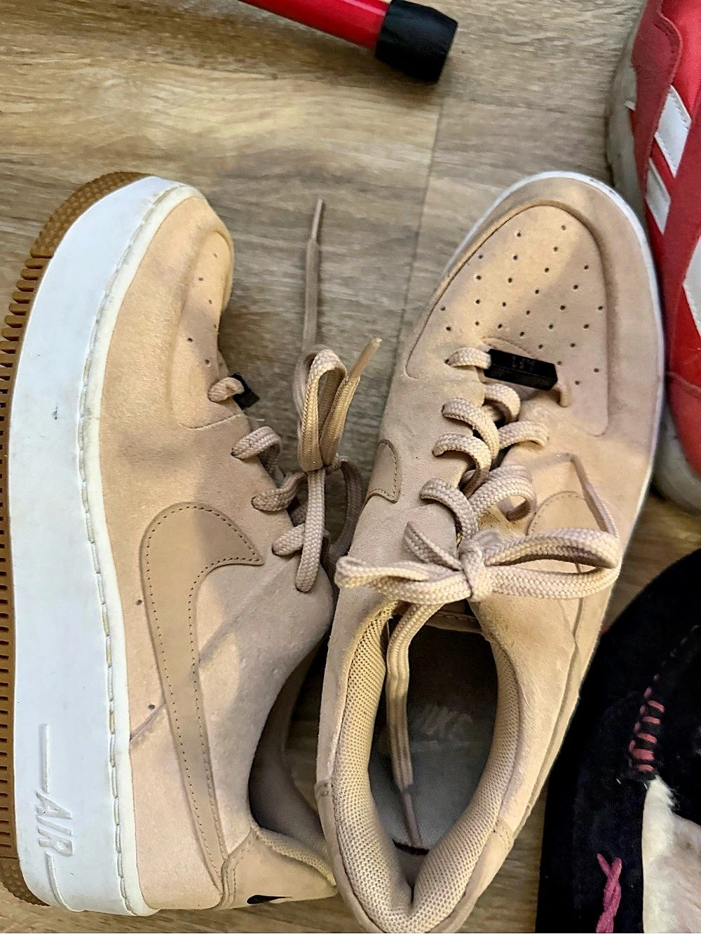 Nike Air Force 1 Sage Low Particle Beige Sneakers Brown & White